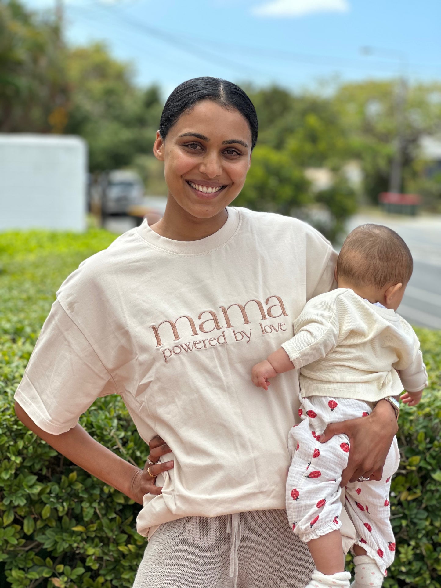 MUM Shirts I MAMA Collection