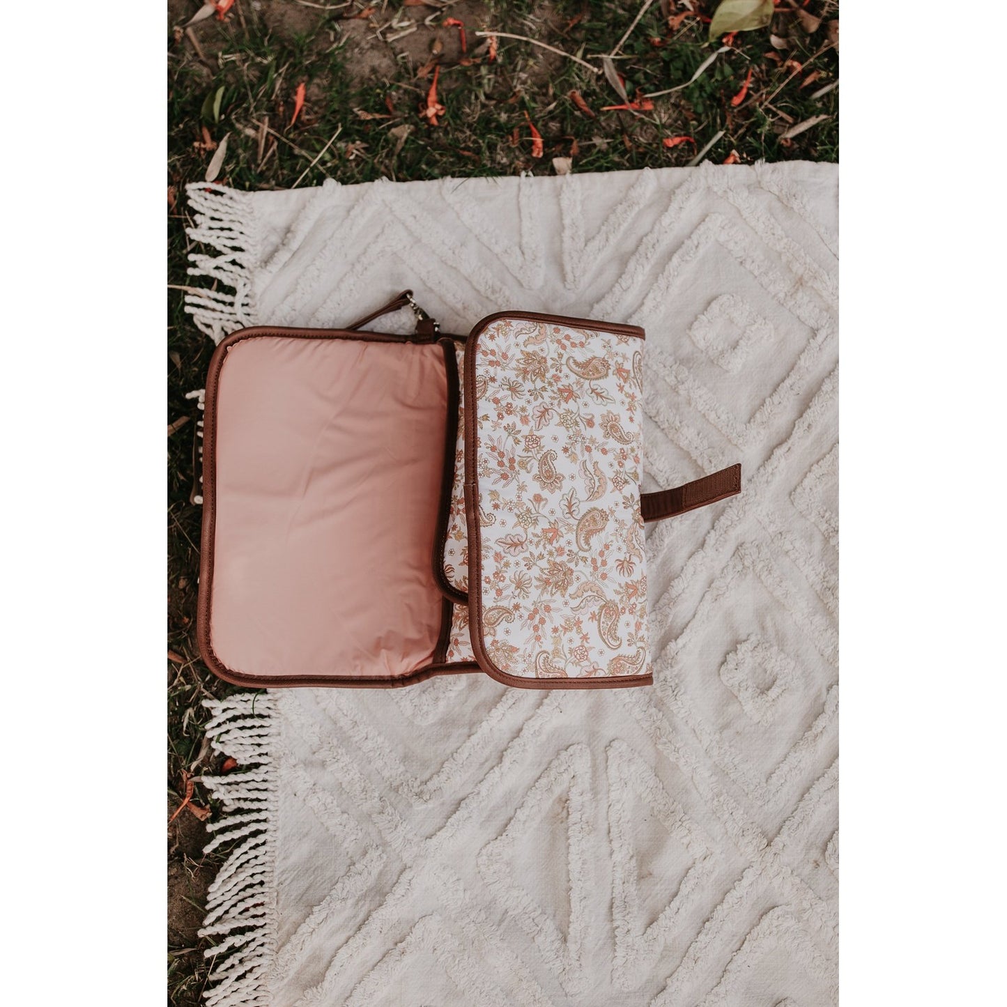 OiOi Change Mat Clutch - Peach Paisley/Tan