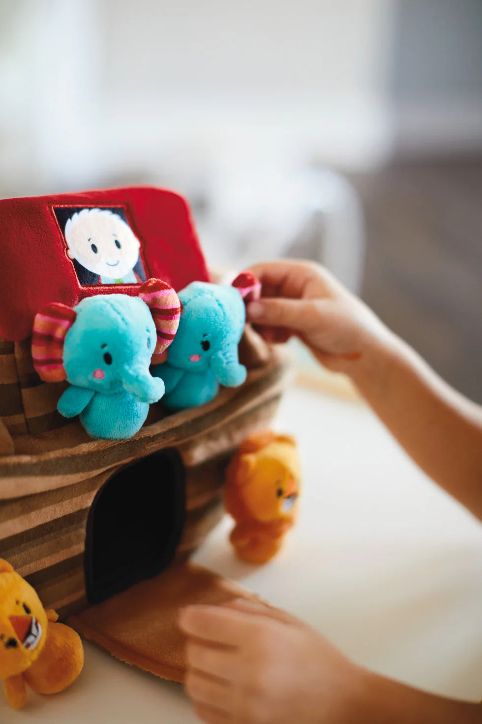 Noah's Ark and Animals Plush Playset