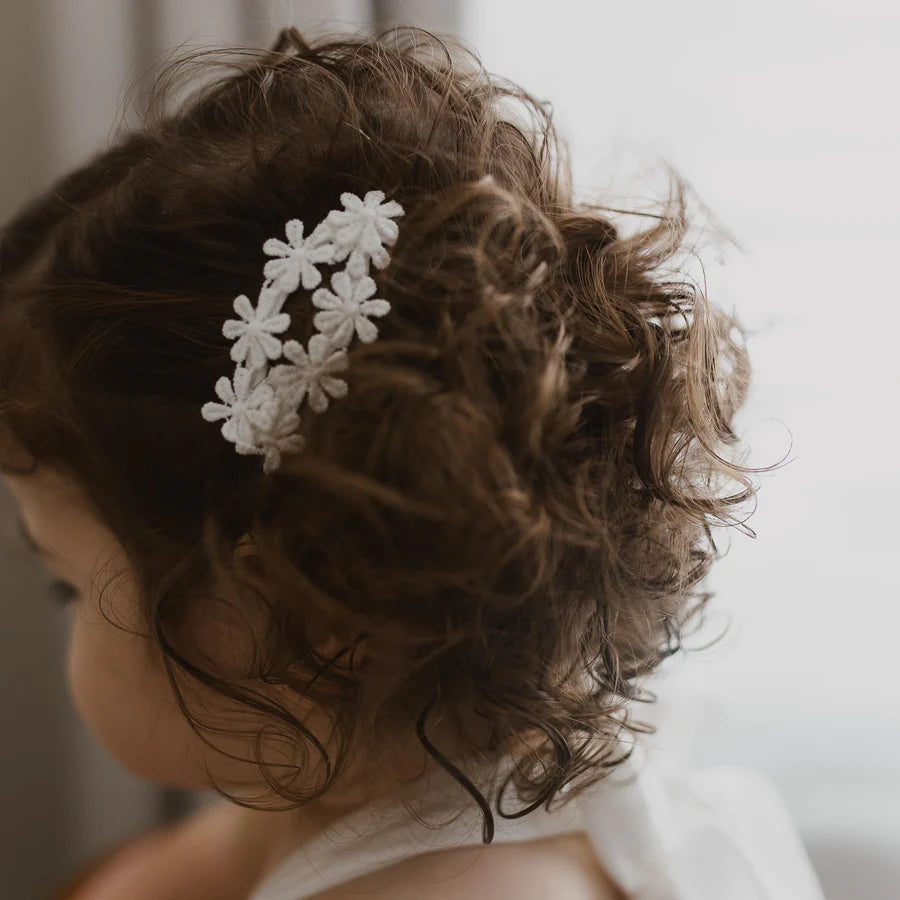 White Flower Chain Hair Clip