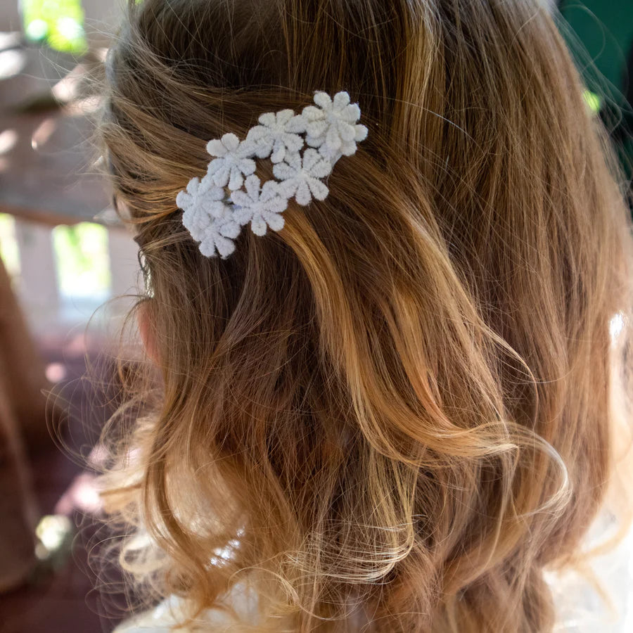 White Flower Chain Hair Clip